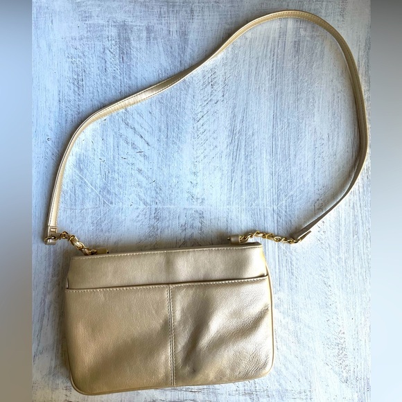 Kim Rogers Quilted Crossbody Bag - Picture 3 of 5